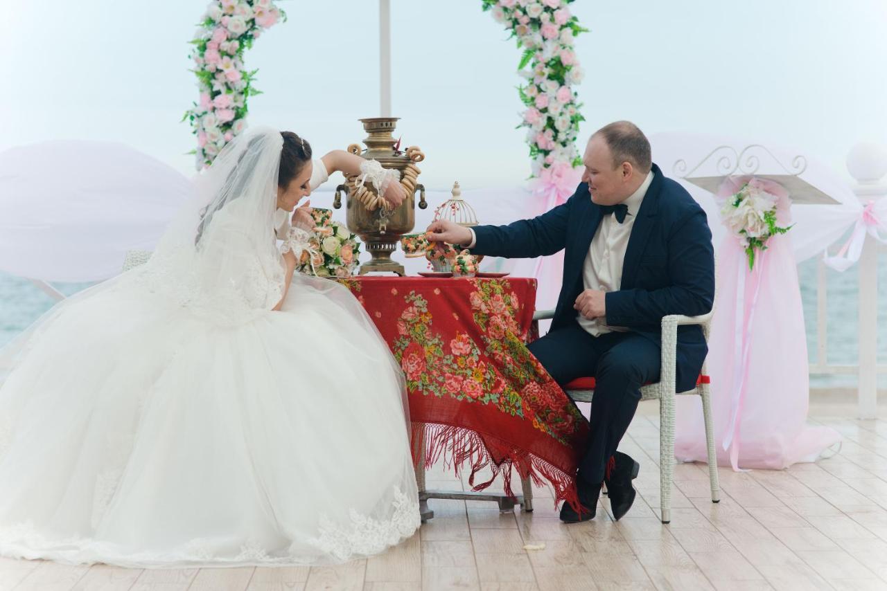 Shalanda Hotell Odessa Exteriör bild